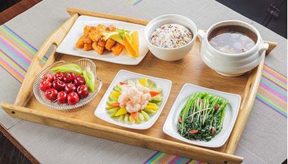 营养月子餐